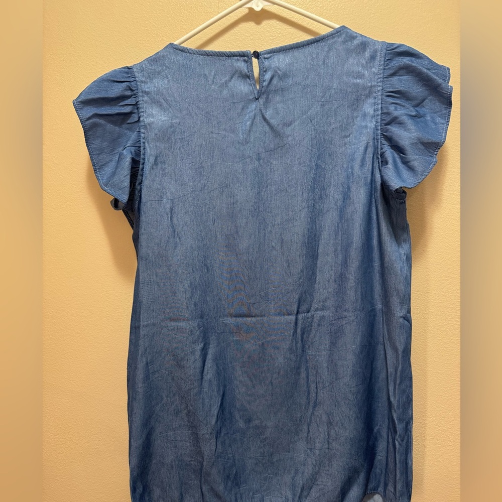 Select + Trend Denim Ruffle Top - Picture 4 of 5